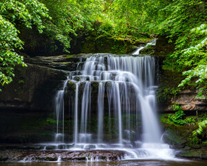 Fototapeta na wymiar Cauldron Falls in West Burton, Yorkshire Dales