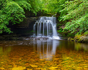 Fototapeta na wymiar Cauldron Falls in West Burton, Yorkshire Dales, UK