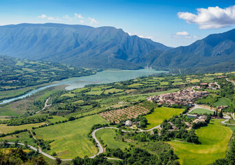 Fototapeta premium Guardia de Noguera village and Terradets reservoir, Catalonia, Spain.