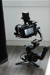 video stabilizer with camera resting on the ground