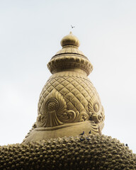 Statue buddha en or