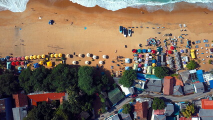 Obraz premium Beach coastline in Unawatuna, Sri Lanka. Popular destination for tourists visiting Sri Lanka. Situated close to Galle and Mirissa