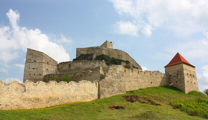 Fototapeta na wymiar Ryshnov fortress in Romania