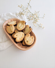 palmiers biscuits with chocolate