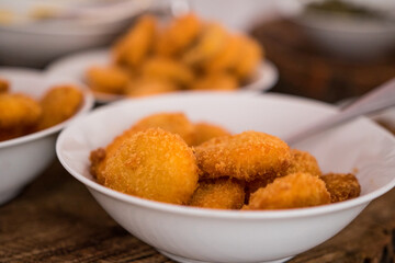 chicken nuggets