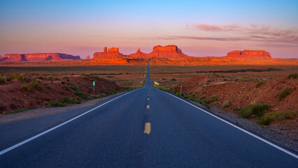 Sunrise at Forrest Gump Hill in Monument Valley