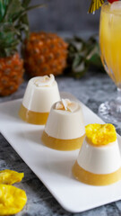 Panna cotta pina colada