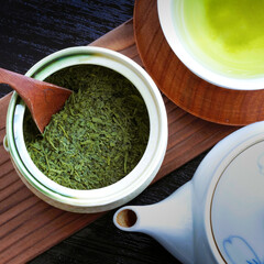 日本でよく飲まれる緑茶の茶葉