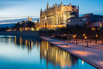 Naklejka premium Catedral de Mallorca, Catedral-Basílica de Santa María , siglo XIV, Monumento Histórico-artístico, Palma de Mallorca ,Mallorca, balearic islands, spain, europe