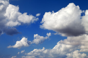 Naklejka na ściany i meble Blue sky with clouds in nice day