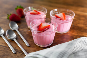 Homemade Strawberry Yogurt