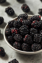 Raw Black Organic Blackberries