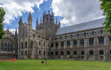 view of the historic Ely Cathedral with its octagonal tower - obrazy, fototapety, plakaty