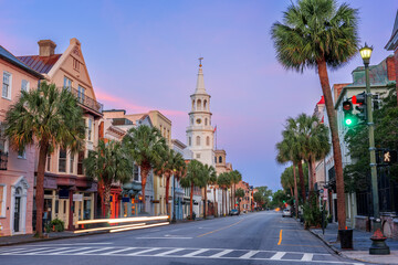 Naklejka premium Charleston, South Carolina, USA cityscape in the historic French Quarter