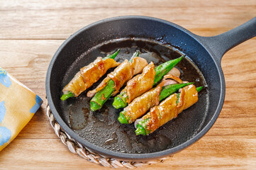 オクラの豚肉巻き　照り焼き