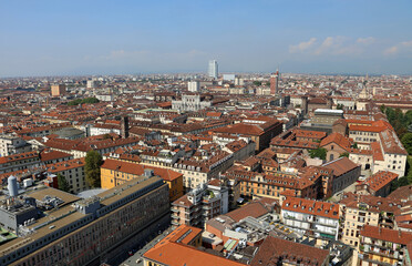 Fototapeta na wymiar houses and palaces from the building called MOLE ANTONELLIANA in the turin city in Italy
