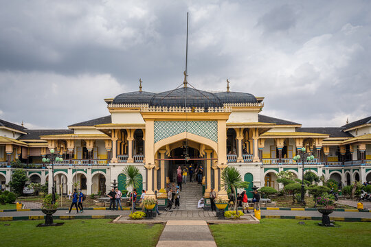 Mai-Moon Palace In Medan