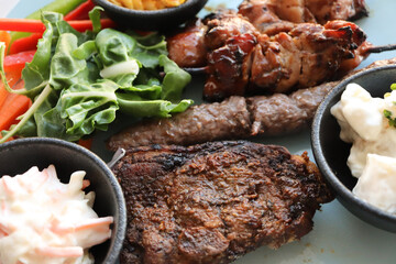 lamb chops with vegetables