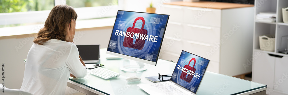 Aufkleber ransomware malware attack. business computer hacked