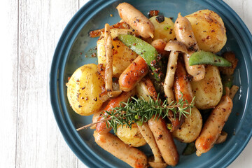 美味しそうなジャーマンポテト（ドイツ料理）