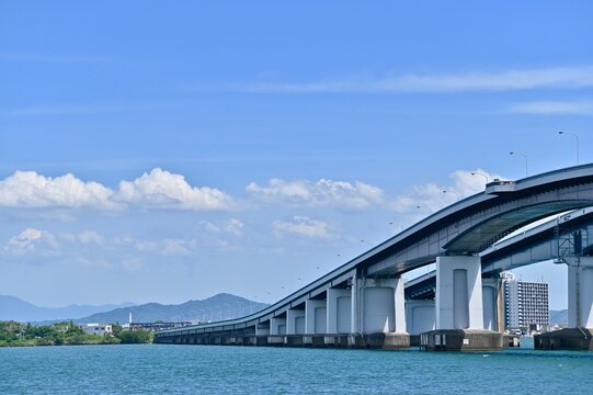 琵琶湖大橋
