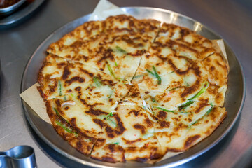 A crispy and delicious vegetable pancake