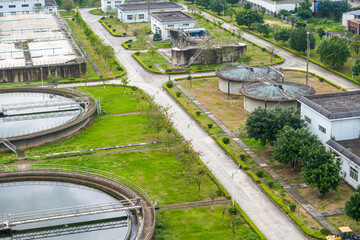 Various facilities and sedimentation tanks in sewage treatment plants