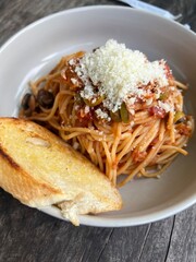 pasta with tuna and bread