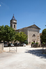 L'église de Montclus petit village médiéval du Gard