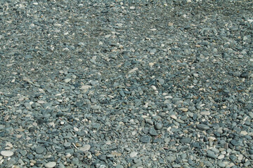 Strand mit Steinen
