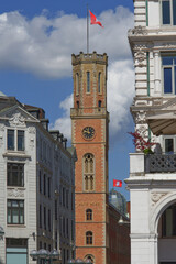 Alte Post im Hamburger Stadtzentrum, Hamburg Neustadt, vertikal, Hochformat