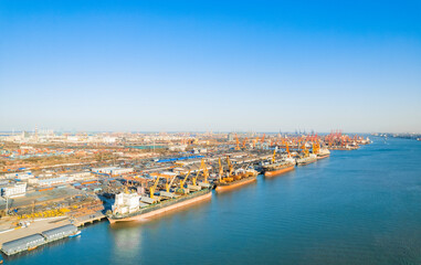 Fototapeta premium Tianjin Port cargo terminal scenery