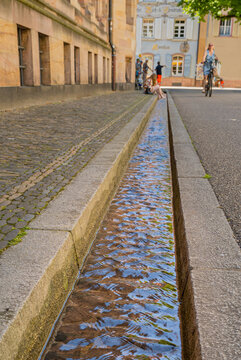 Freiburger runlet (called in German, Freiburger B&auml;chle) - artificial watercourses in most of the streets and alleys of the old town. Baden Wuerttemberg, Germany, Europe