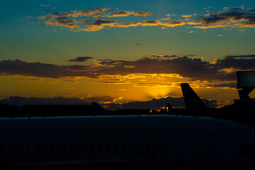 Fototapeta na wymiar Airport sunset