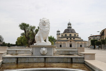 Fototapeta na wymiar White Lion Statue in Lioni, Avellino, Italy. 