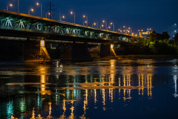 Fototapeta na wymiar Most nad Wisłą nocą