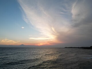 夕暮れの海