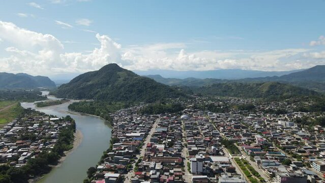 TINGO MARIA CIUDAD DE LA BELLA DURMIENTE JUNIO 2022