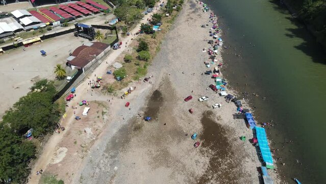 playa tingo maria por fiestas de san juan junio 2022
