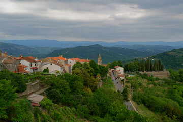 Fototapeta na wymiar Village perché de Croatie : Motovun