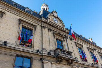 Vue extérieure de l'hôtel de ville de Saint-Ouen-sur-Seine, France, commune de la banlieue nord de Paris, située dans le département de Seine-Saint-Denis	