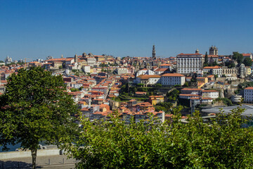Fototapeta premium Cidade do Porto em Portugal num dia de verão
