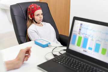 Focus on a patient during a biofeedback therapy