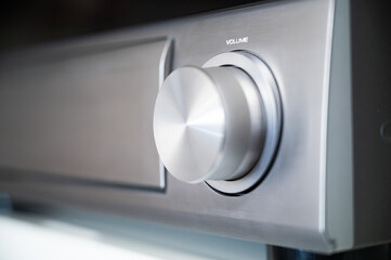 Close up of the volume knob of a HiFi system