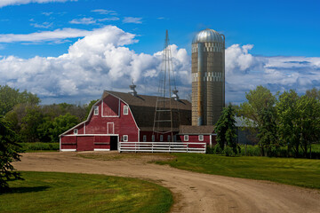 A barn on prarie grass land in estern North Dakota.