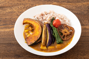 十六穀米の夏野菜カレー