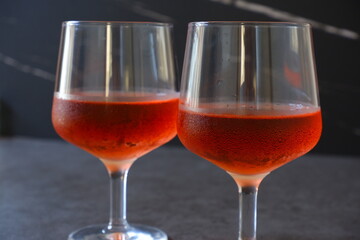 夏に飲みたい、よく冷えたロゼワイン