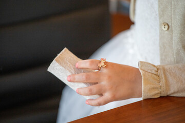 Obraz premium hand of a child