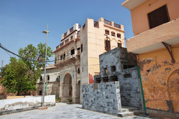 Fototapeta premium Sadhu Belo, a vintage Hindu temple in Sukkur, Pakistan