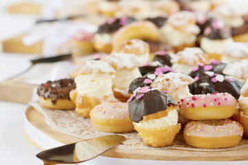 Törtchen, Donuts und anderes Gebäck